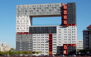 The proper sort of structure to build a extension above a Building