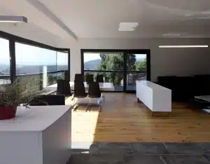 - panorama interior vista 01b.jpg 1