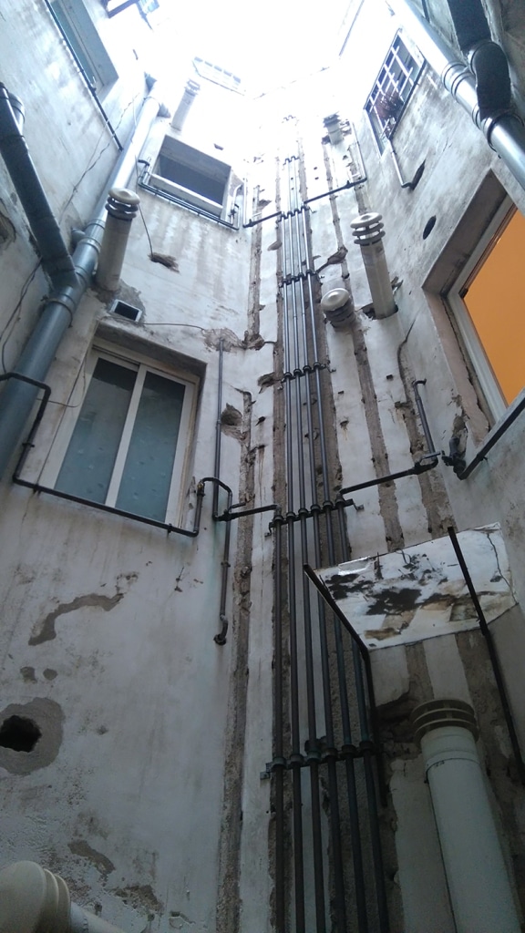 - patio revestimiento perdidas - patio revestimiento perdidas